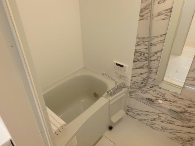 バス・シャワールーム　101