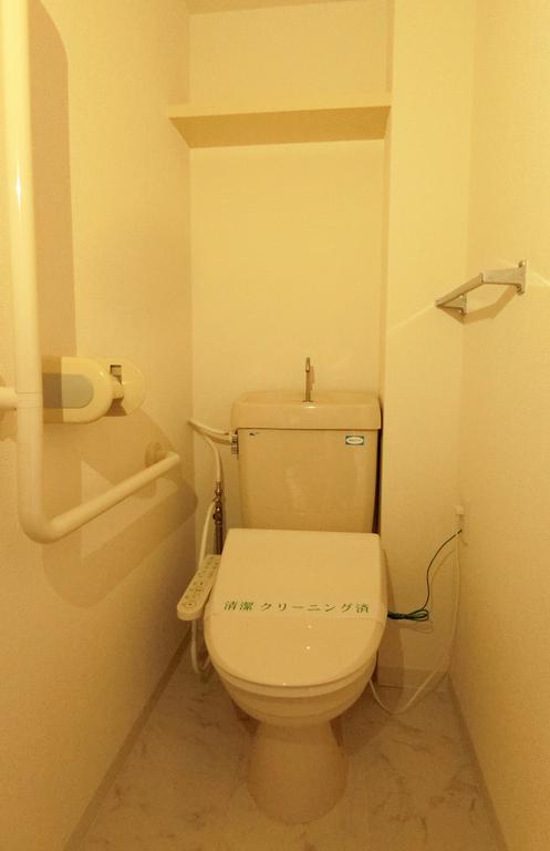 トイレ　同タイプ別号室のお写真です