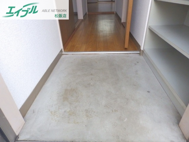 玄関　同型タイプの写真です