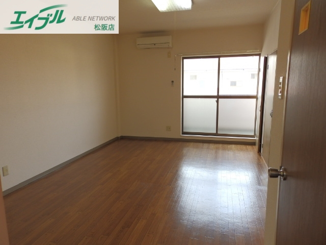 居室・リビング　同型タイプの写真です