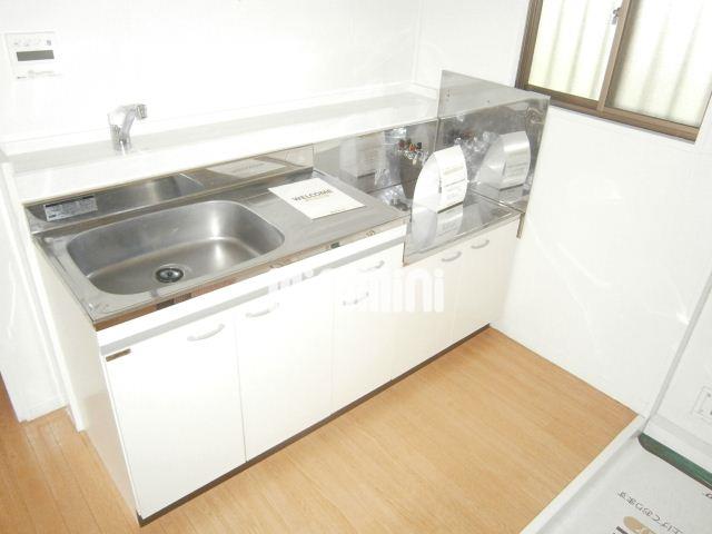 キッチン　室内写真です。