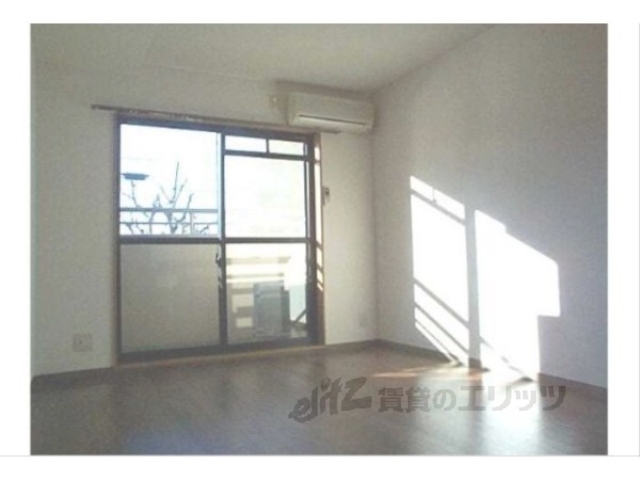 居室・リビング　居室