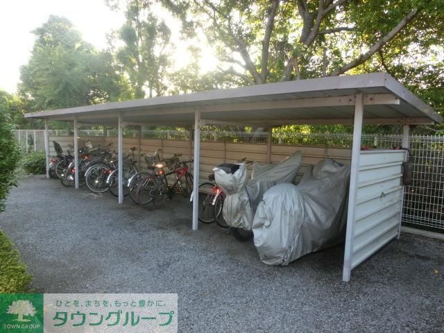 その他共有部分　屋根付き駐輪場