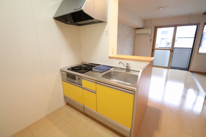 キッチン　カウンターキッチン（2口ガスコンロ付き）