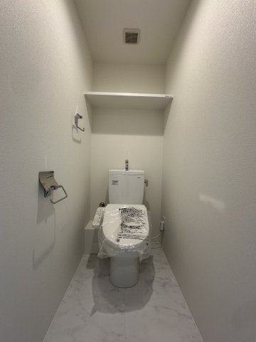 トイレ　清潔感のあるトイレです