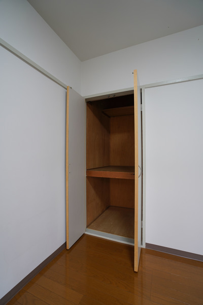収納　同じ建物の別の部屋