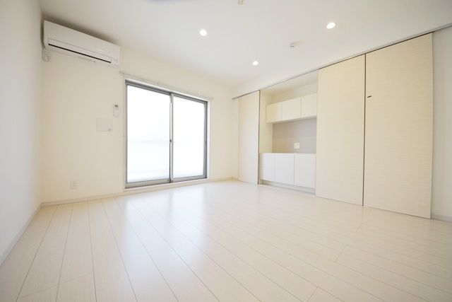 居室・リビング　★★白を基調とした明るいお部屋★★