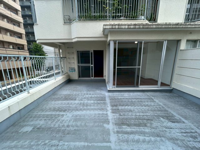 バルコニー　上前津ハイネス