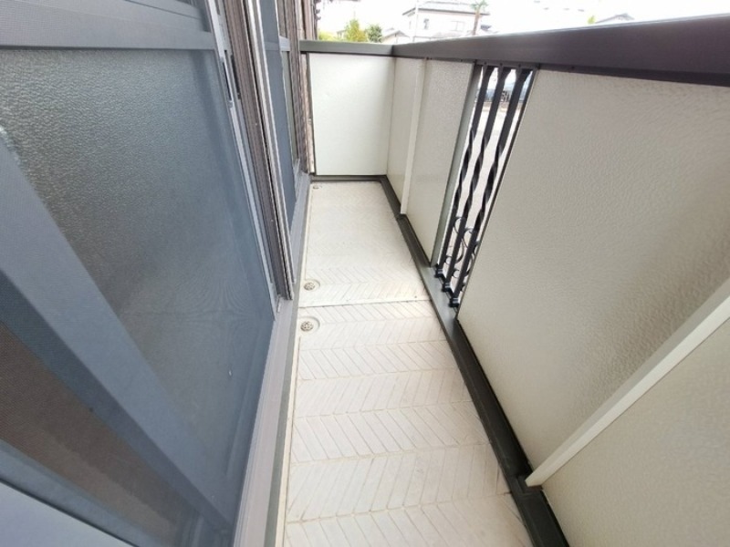 バルコニー　図面と現状に相違がある場合には現状を優先