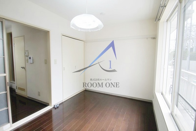 居室・リビング　洋室のお部屋です。