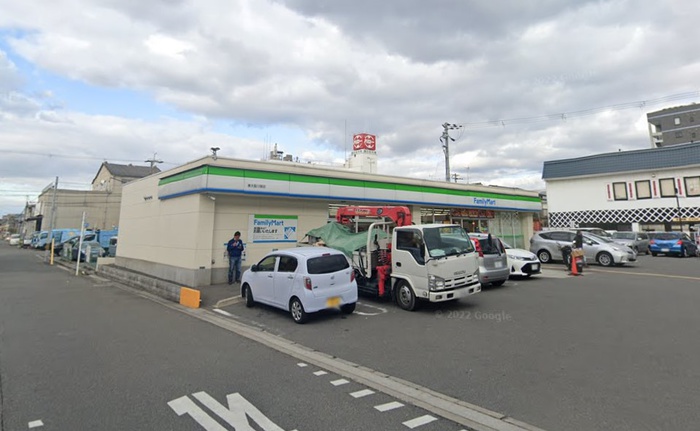 コンビニ　ファミリーマート 東大阪川俣店（コンビニ）まで340m
