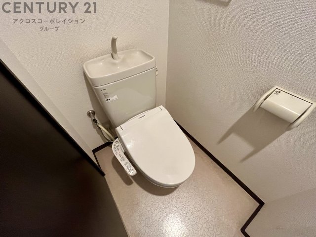 トイレ　温水洗浄便座付き☆