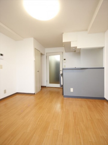 居室・リビング　6帖洋室♪エアコン完備♪