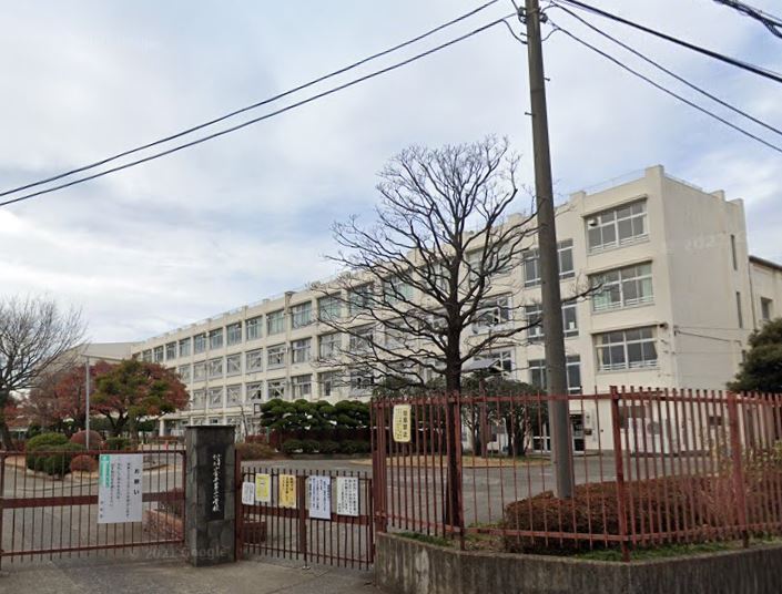 小学校　小金井市立小金井第二小学校（小学校）まで198m