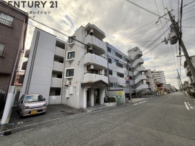 建物外観　オートロック付き