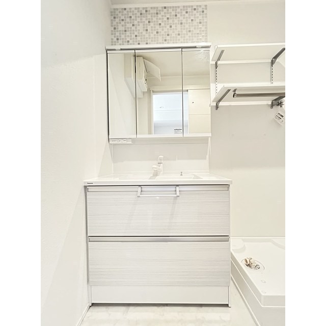 洗面設備　※写真は別部屋参考写真です。