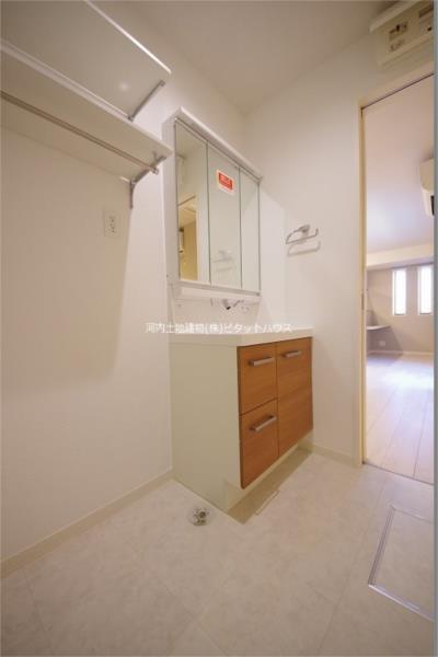 洗面設備　洗髪洗面化粧台