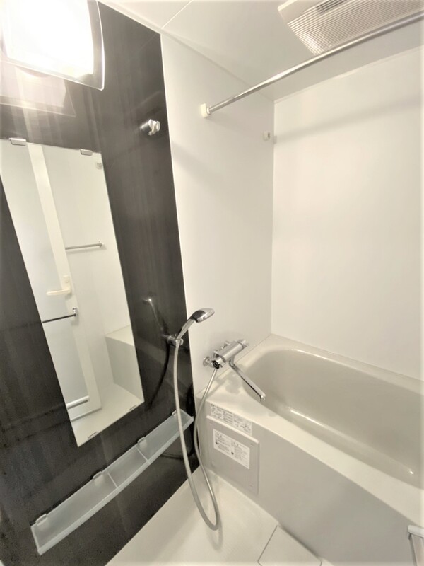 バス・シャワールーム　風呂