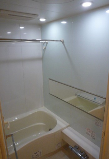 バス・シャワールーム　別号室の参考写真です。