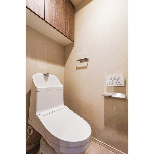 トイレ　別部屋参考写真