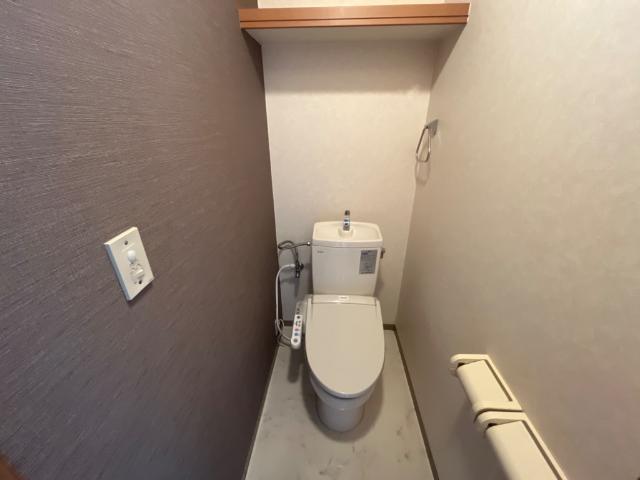 トイレ　シャワー付トイレ