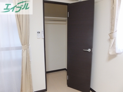 収納　クローゼットあり