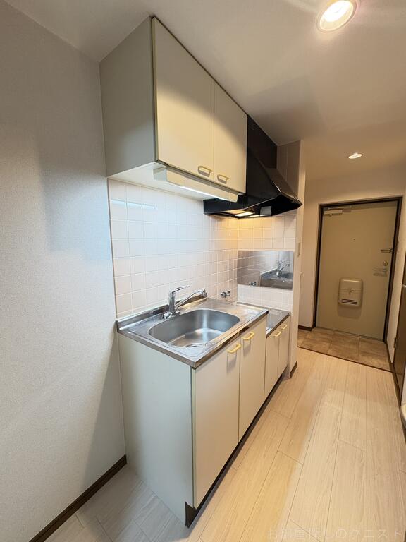 キッチン　（写真は同タイプ）