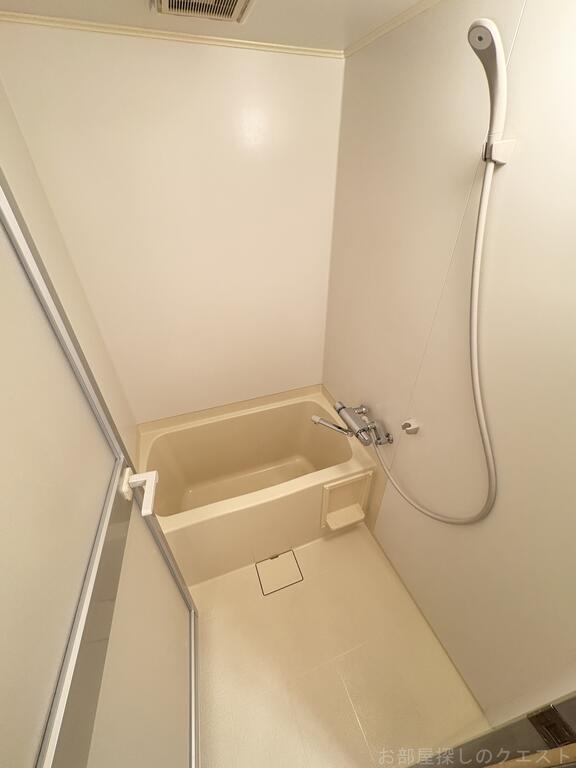 バス・シャワールーム　（写真は同タイプ）