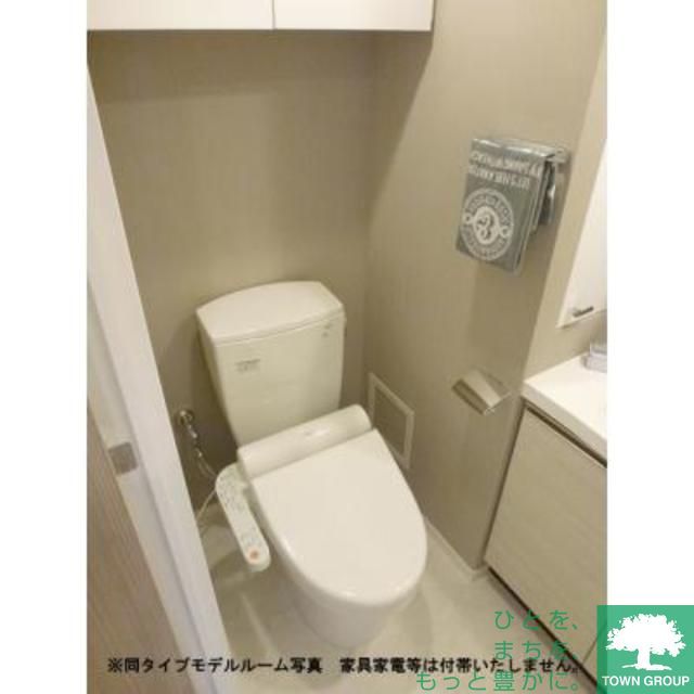 トイレ　※写真は同タイプ住戸です。