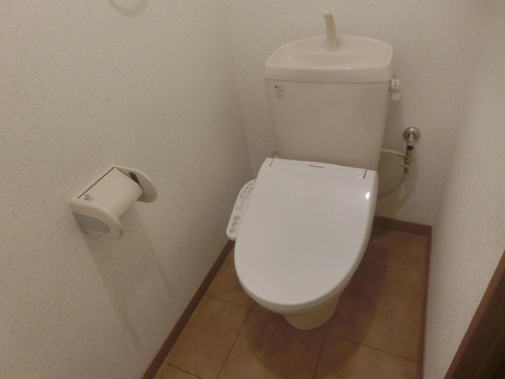 トイレ　温水洗浄便座