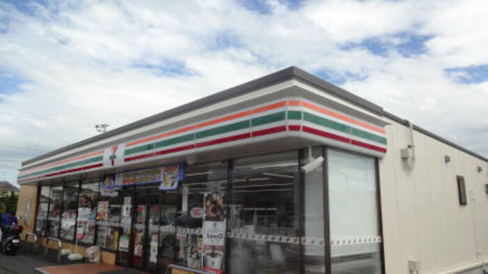 コンビニ　セブンイレブン岡山洲崎3丁目店（コンビニ）まで376m