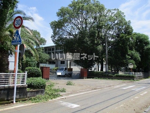 小学校　宮崎東小学校（小学校）まで714m
