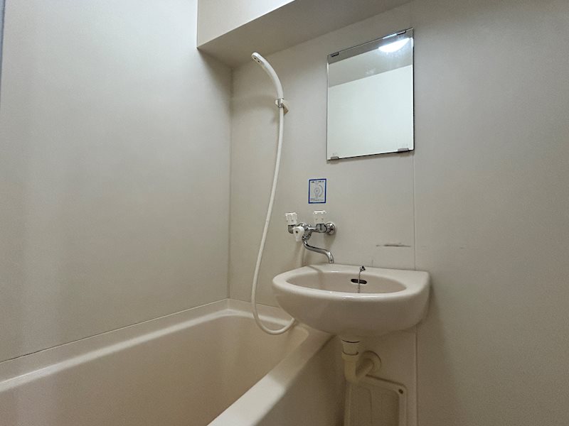 バス・シャワールーム　参照画像