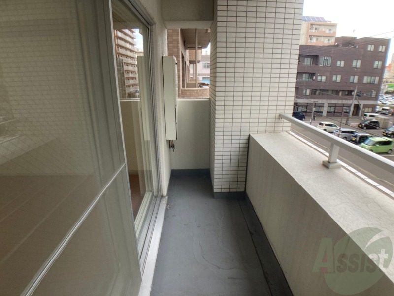 バルコニー　バルコニーが付いていますので一息ついてみてはいかがですか。