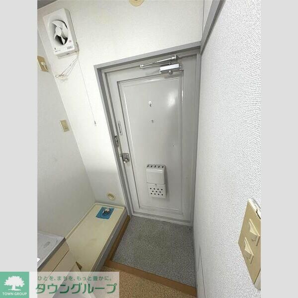 玄関　★お部屋探しは株式会社タウンハウジング東京まで★
