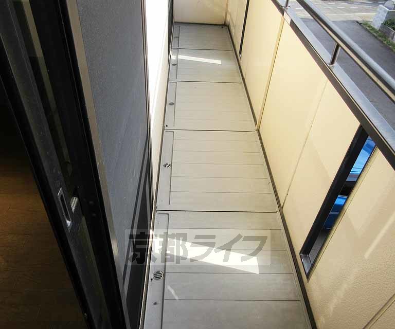 バルコニー　洗濯物たくさん干せます