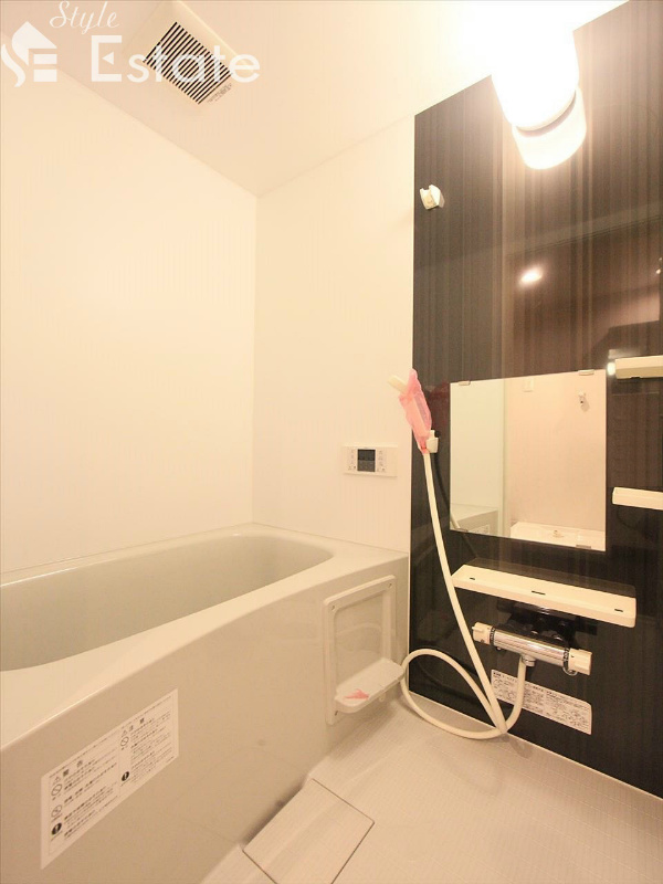 バス・シャワールーム　バスルーム