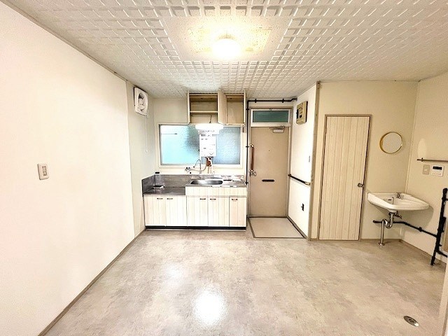 居室・リビング　★DK6帖★