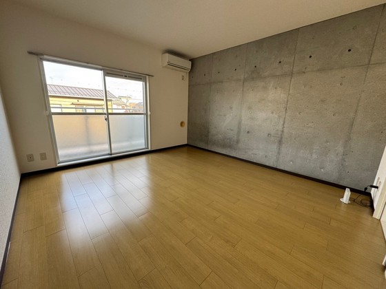 居室・リビング　※別部屋の写真です