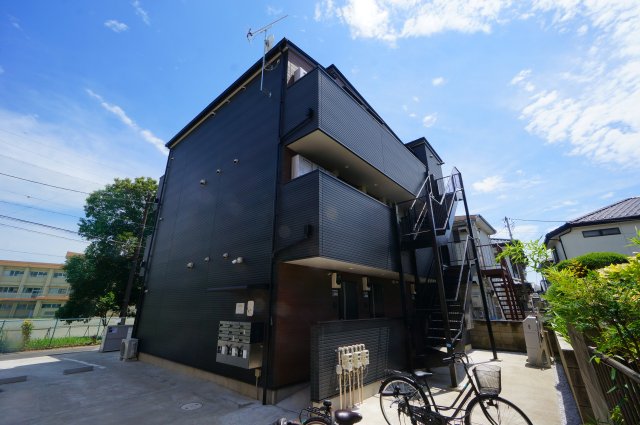 建物外観　物件、駅でお待ち合わせでのご案内歓迎！