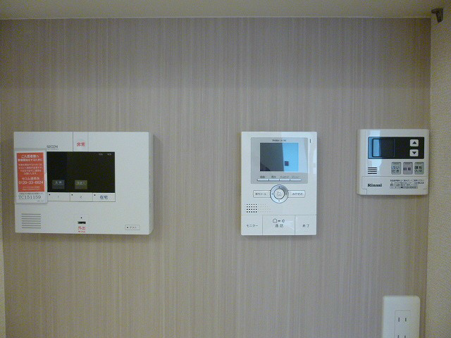 セキュリティ　写真は103号室です（参考）