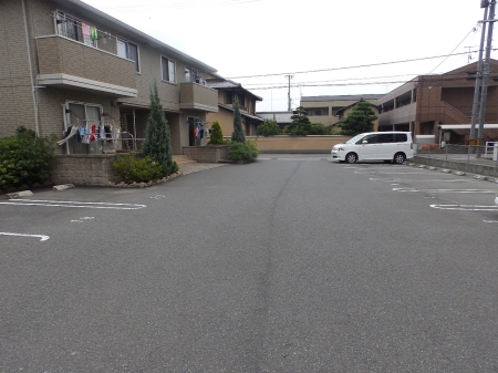 駐車場　駐車場完備です