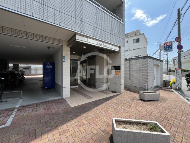 エントランス　エルソル江坂　エントランス