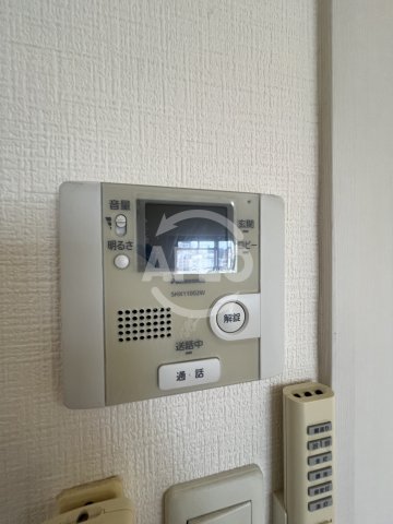 セキュリティ　エルソル江坂　モニター付きインターホン