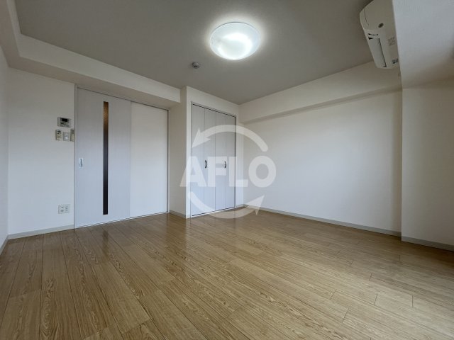 居室・リビング　エルソル江坂　リビング