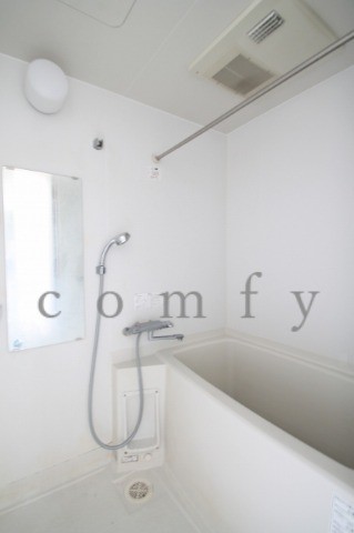 バス・シャワールーム　追炊き・浴室乾燥機付きバス