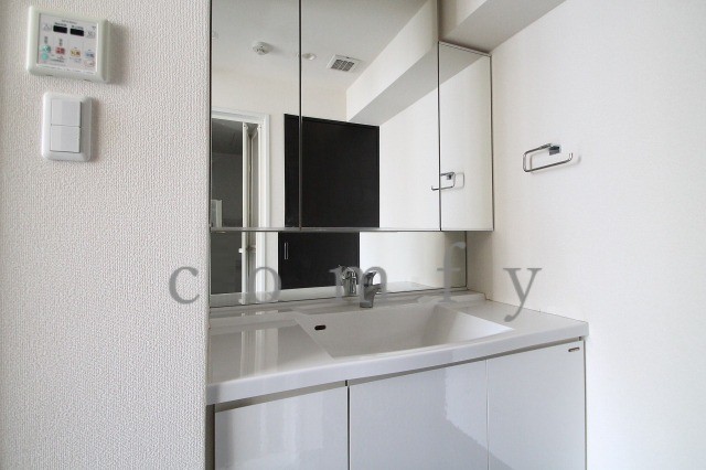 洗面設備　独立洗面台