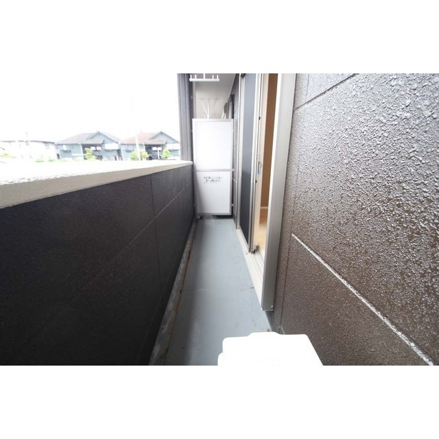 バルコニー　横長なバルコニーです