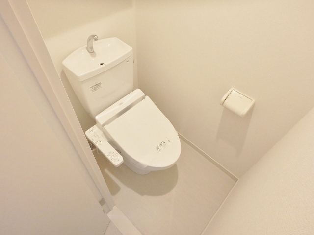 トイレ　同施工会社のイメージ写真です。