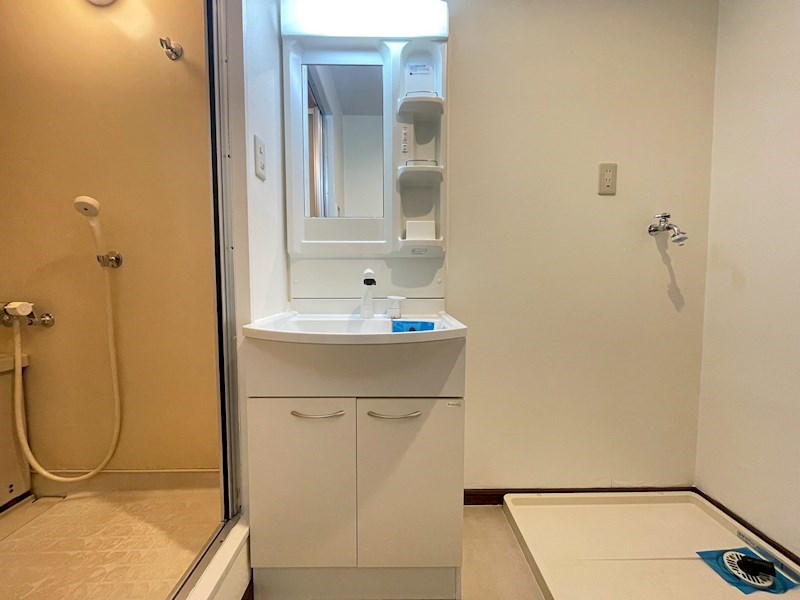 洗面設備　使い勝手の良い洗面化粧台。